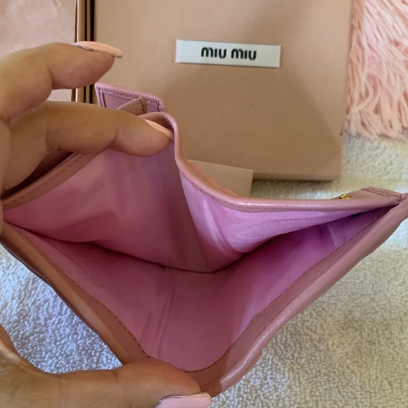 RARE MIU MIU PINK WALLET - Picture 6 of 13